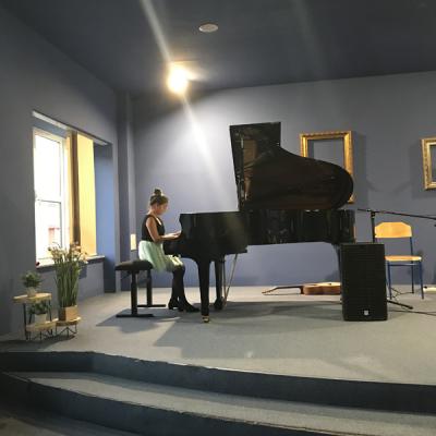 Studio 3